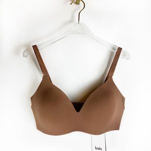 KNIX WingWoman wire free bra Womens size 34C / 32D Knix Size 4